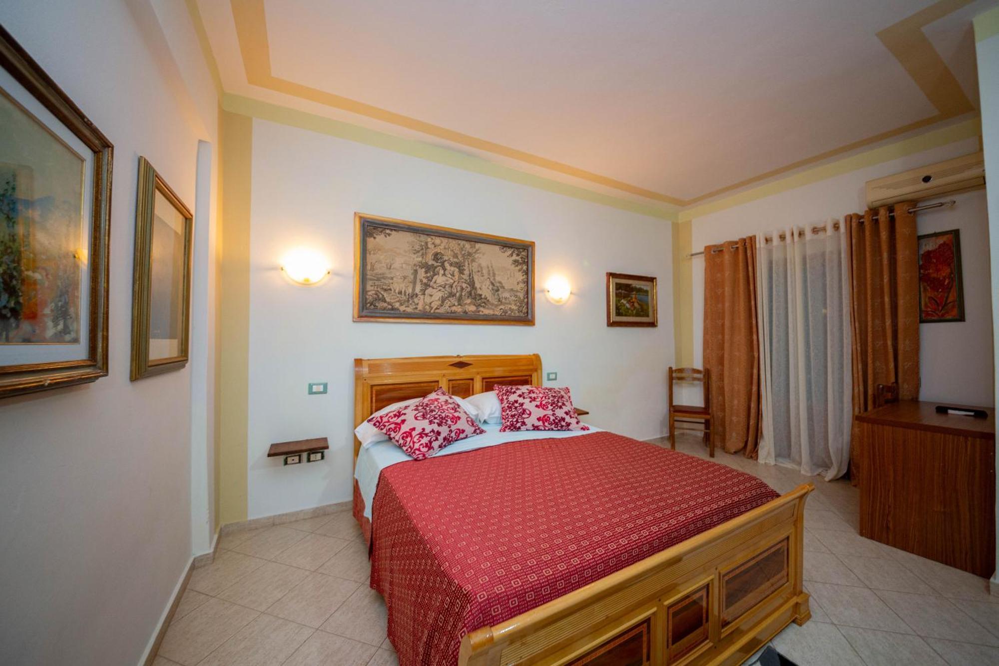 Hotel "San Saena " Радима Экстерьер фото