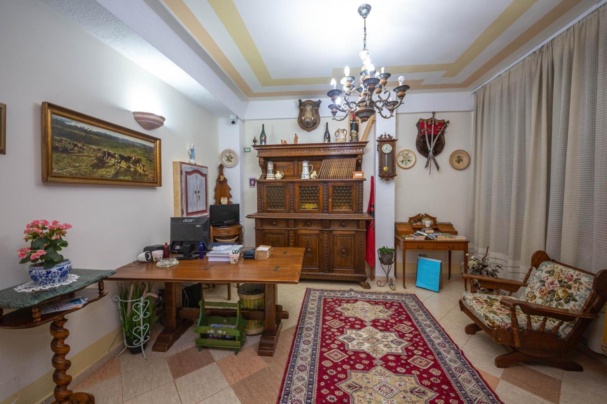Hotel "San Saena " Радима Экстерьер фото
