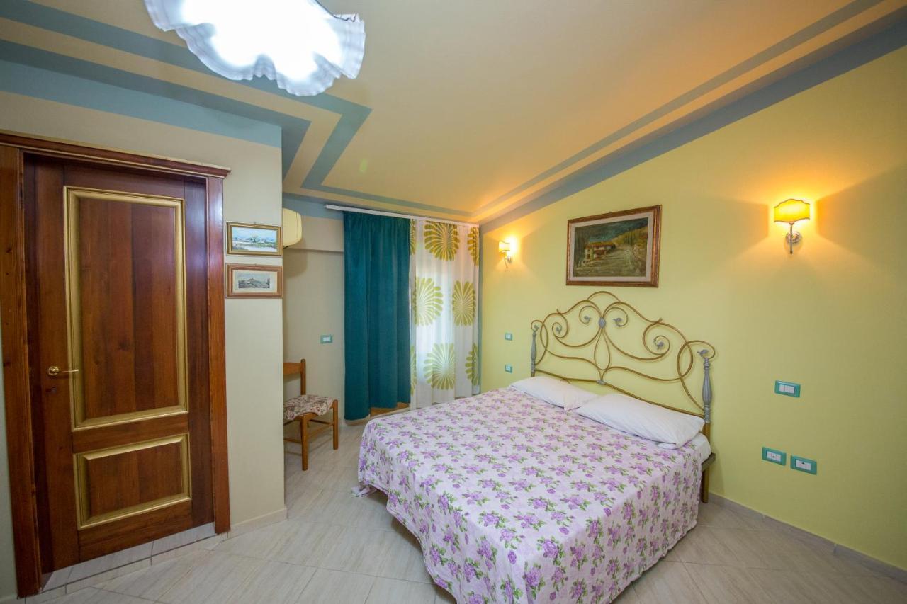 Hotel "San Saena " Радима Экстерьер фото