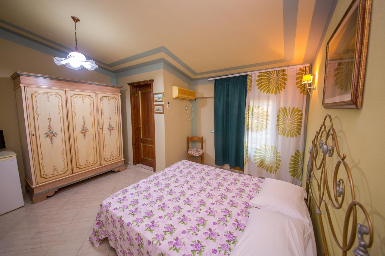 Hotel "San Saena " Радима Экстерьер фото