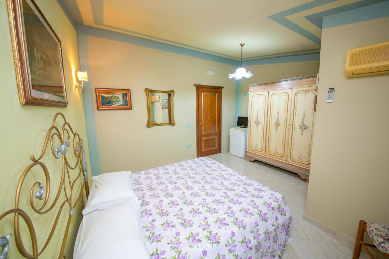Hotel "San Saena " Радима Экстерьер фото
