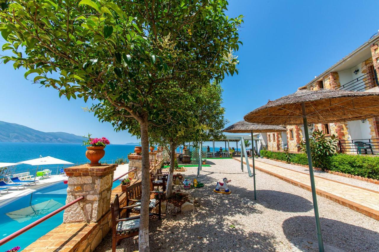 Hotel "San Saena " Радима Экстерьер фото